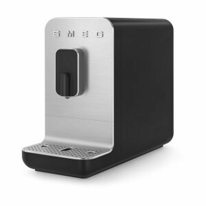 Superautomatisk kaffemaskine Smeg BCC11BLMEU Sort